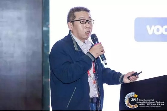 奥林巴斯人文镜头国内精品九久久久久几，捕捉生活细腻，洞见人性深度